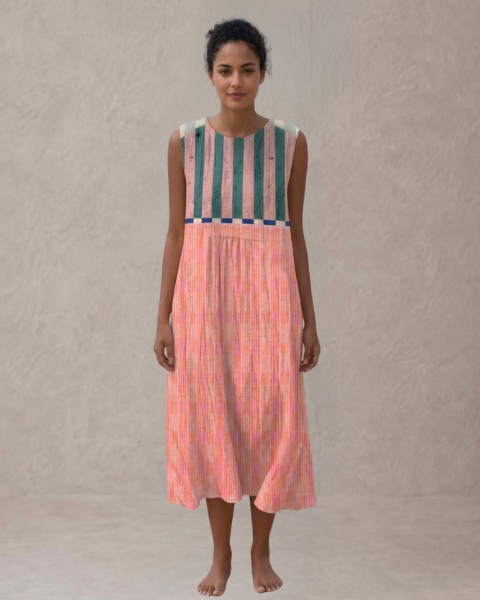 Elena – Vestido Midi de Cuadros con Detalle Corsé