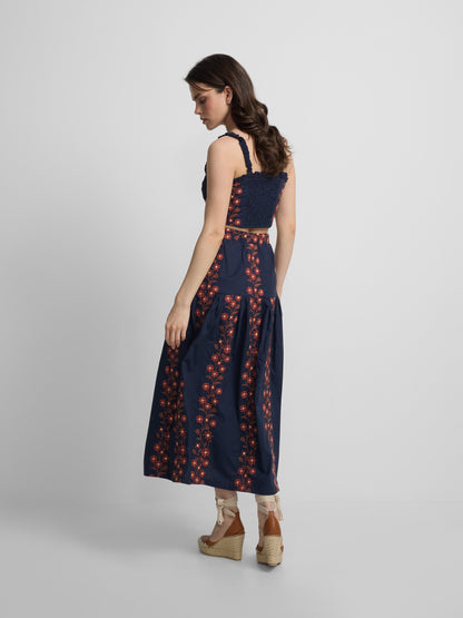 Lucía – Top de Algodón con Bordado Floral